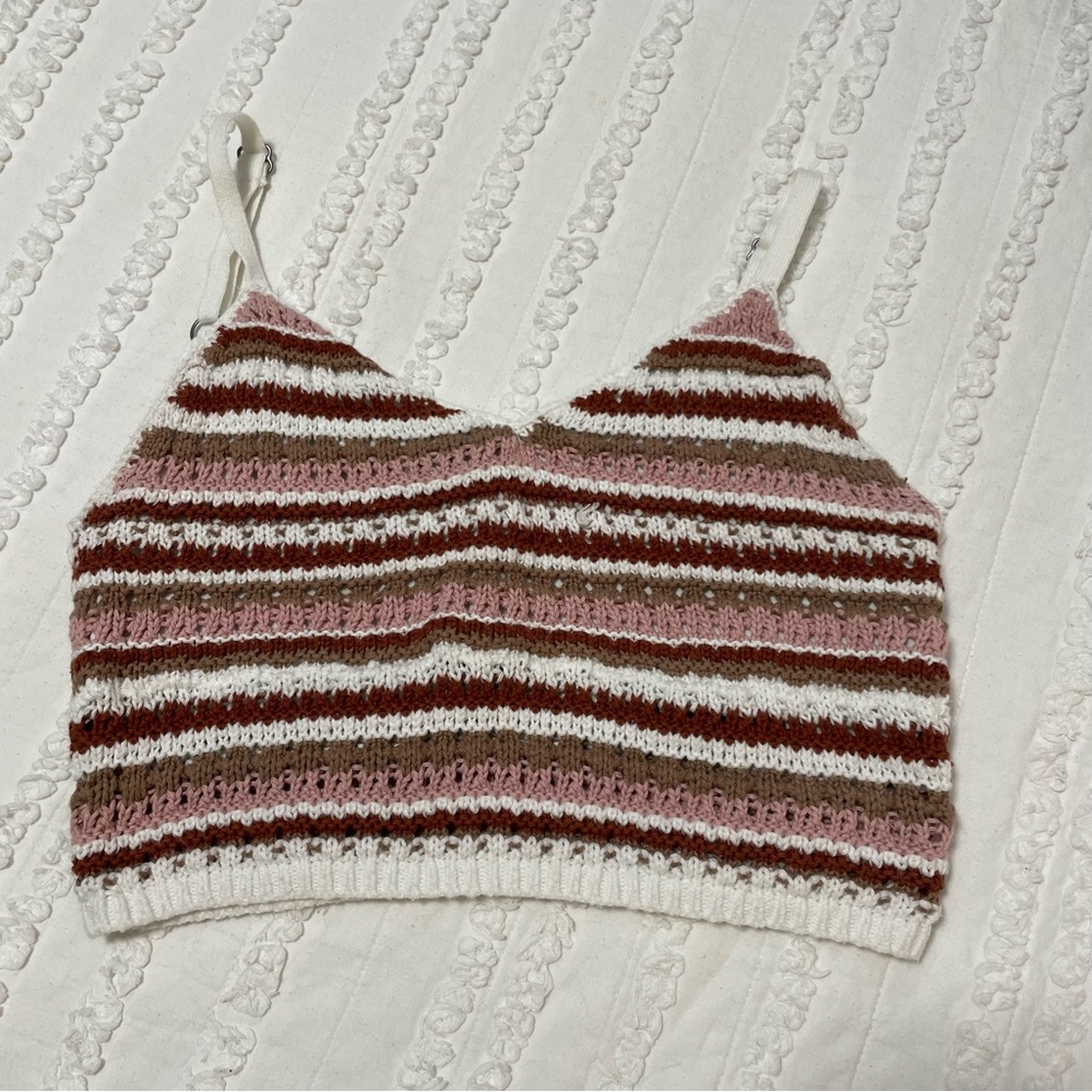 Crotchet-Like Tank Top